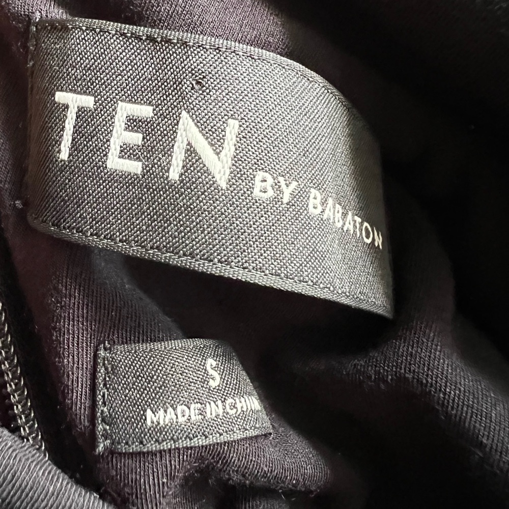 Aritzia Ten by Babaton
Undercover Dress - Picture 8 of 9